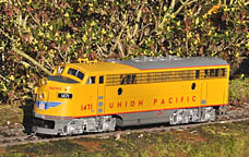 Small photo of a model, click to link to more small photos of the MTH EMD F7