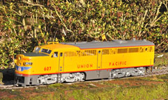 Small photo of a model, click to link to more small photos of the MTH Alco PA
