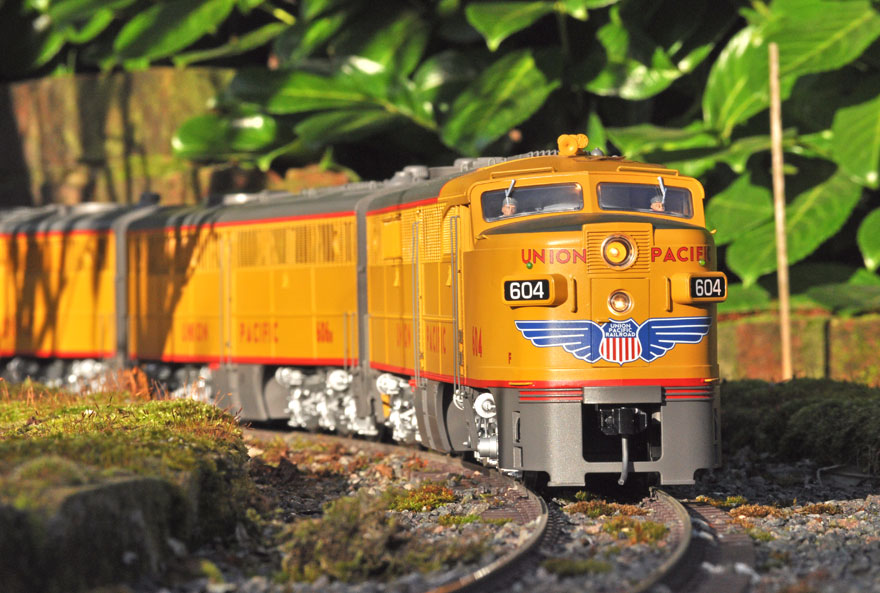 Photo of a MTH 1:32 scale model UP Alco PA