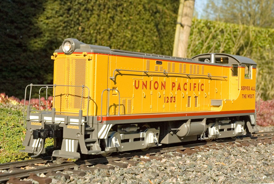 Photo of a MTH 1:32 scale model UP Baldwin VO 1000