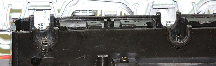 Photo of the motor block with coil springs